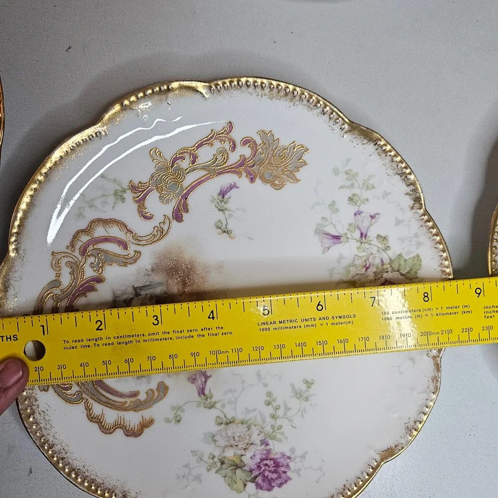 Antique Limoges France AK CD Courting Scene Gold Gilt Scalloped Rim Plates 8.5